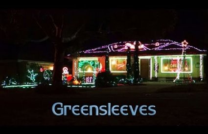 ryanschristmaslights - Greensleeves (What Child Is This?) by 00.52