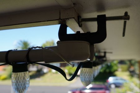 Roofline lights attachment clamp